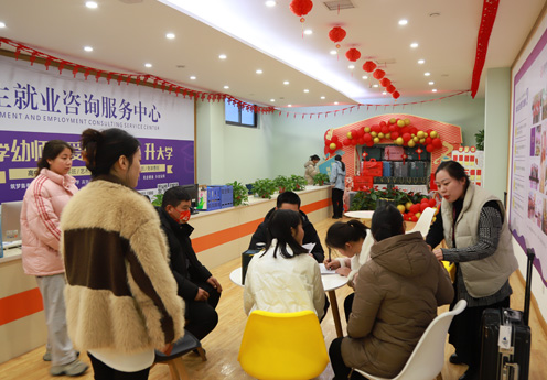 學生報名現場