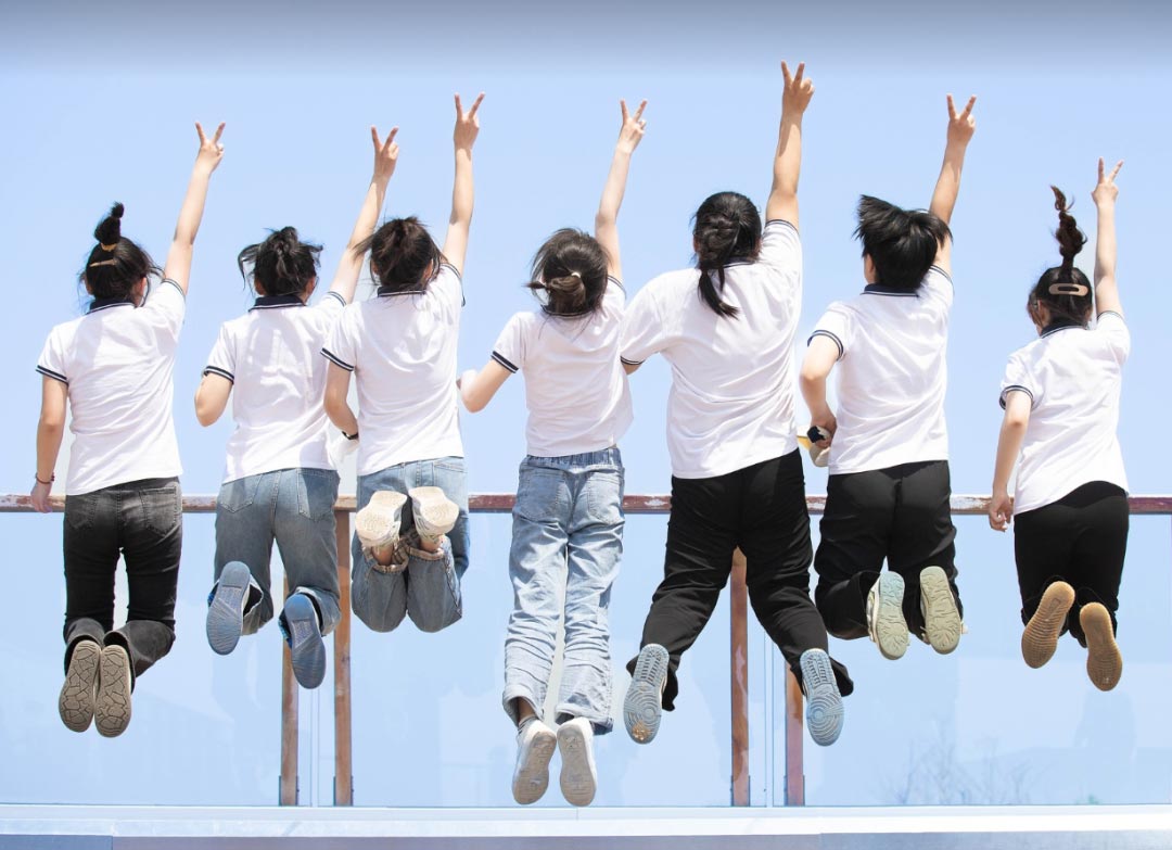 記錄成長(zhǎng)|愛(ài)嬰幼師學(xué)校夏季戶外拓展訓(xùn)練活動(dòng)